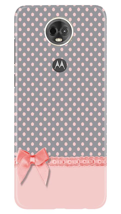 Gift Wrap2 Mobile Back Case for Moto E5 Plus (Design - 33) Gift Wrap2 Case for Moto E5 Plus