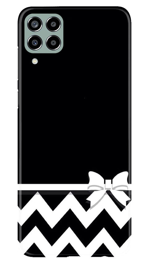 Gift Wrap7 Mobile Back Case for Samsung Galaxy M33 5G (Design - 49) Gift Wrap7 Case for Samsung Galaxy M33 5G