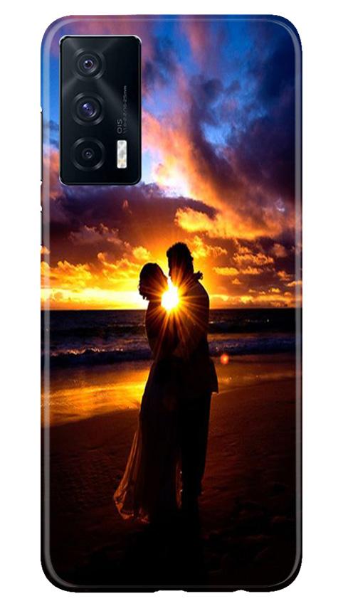 Couple Sea shore Mobile Back Case for Vivo iQOO 7 (Design - 13) Couple Sea shore Case for Vivo iQOO 7