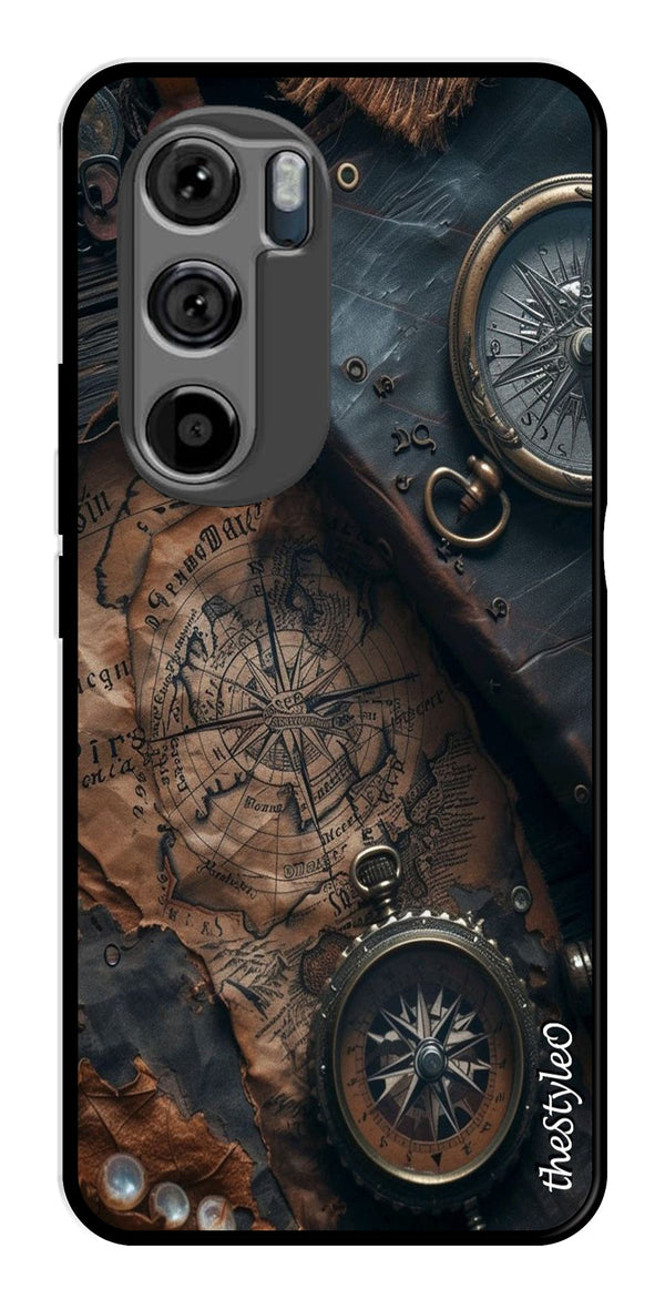 Vintage Compass Metal Mobile Case for Moto Edge 30 (Design No -90)