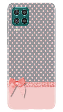 Gift Wrap2 Mobile Back Case for Samsung Galaxy F62 (Design - 33)