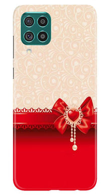 Gift Wrap3 Mobile Back Case for Samsung Galaxy F62 (Design - 36)