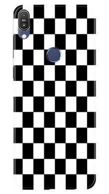 Black White Boxes Mobile Back Case for Asus Zenfone Max M1 (Design - 372)