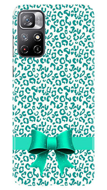 Gift Wrap6 Mobile Back Case for Redmi Note 11 (Design - 41)