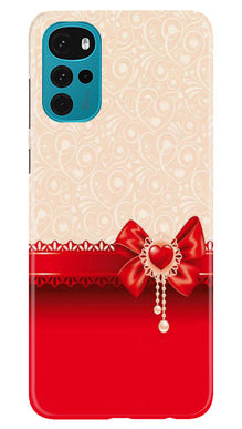 Gift Wrap3 Mobile Back Case for Moto G22 (Design - 36)