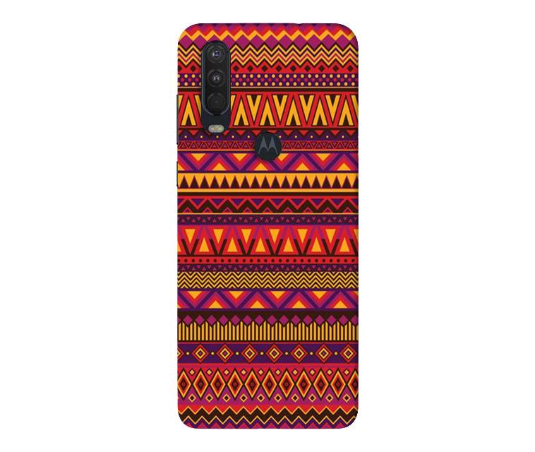 Zigzag line pattern2 Case for Moto One Action