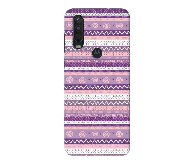 Zigzag line pattern3 Case for Moto One Action