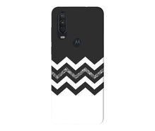 Black white Pattern2Mobile Back Case for Moto One Action (Design - 83)