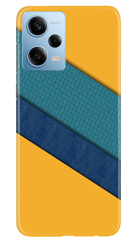 Diagonal Pattern Mobile Back Case for Redmi Note 12 5G (Design - 329)