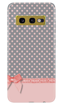 Gift Wrap2 Mobile Back Case for Samsung Galaxy S10E (Design - 33)
