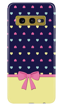 Gift Wrap5 Mobile Back Case for Samsung Galaxy S10E (Design - 40)