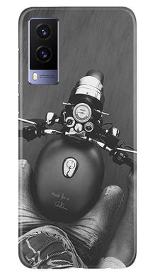 Royal Enfield Mobile Back Case for Vivo V21e 5G (Design - 382)