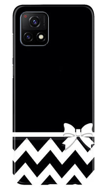 Gift Wrap7 Mobile Back Case for Vivo Y31s 5G (Design - 49)