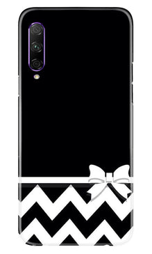 Gift Wrap7 Mobile Back Case for Huawei Y9s (Design - 49)