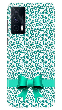 Gift Wrap6 Mobile Back Case for Vivo iQOO 7 (Design - 41)