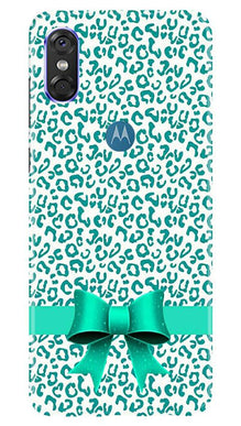 Gift Wrap6 Mobile Back Case for Moto One (Design - 41)