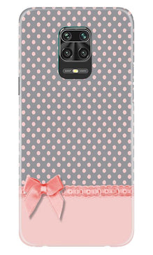 Gift Wrap2 Mobile Back Case for Xiaomi Redmi Note 9 Pro (Design - 33)