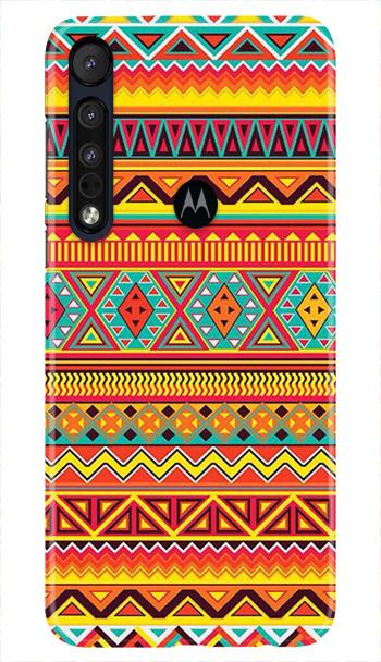 Zigzag line pattern Case for Moto One Macro