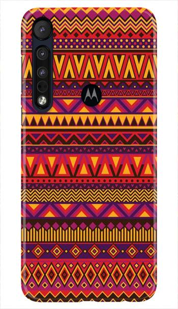 Zigzag line pattern2 Case for Moto One Macro